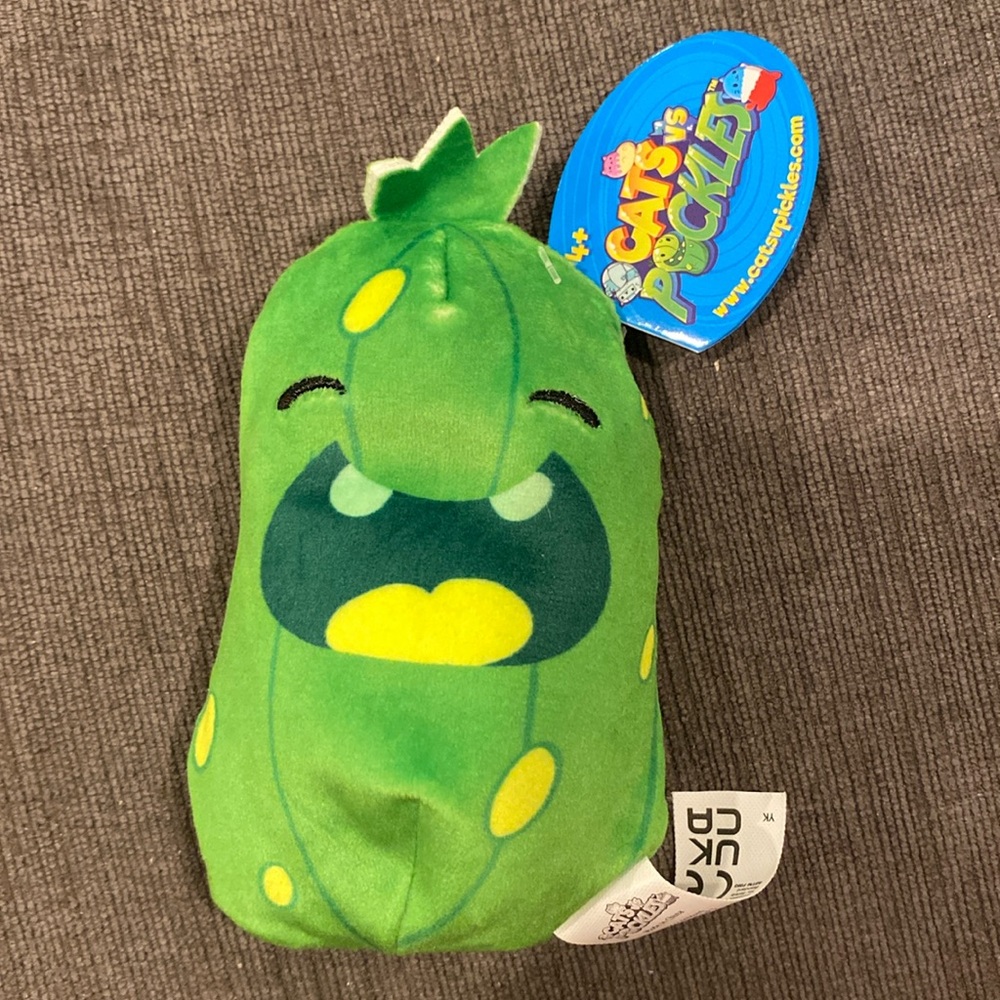 Cats Vs Pickles plush bean bag toy - Gertrude #138 - NWT!  kids beanie baby toys